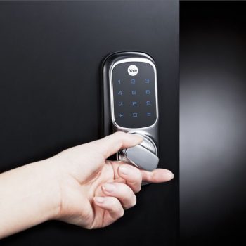 What’s better – keyed locks or keyless locks?